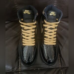 Jordan 1 black and gold patent